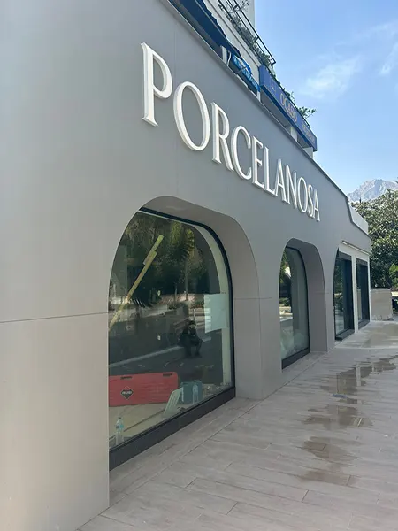 exteriores-porcelanosa-solado-marbella